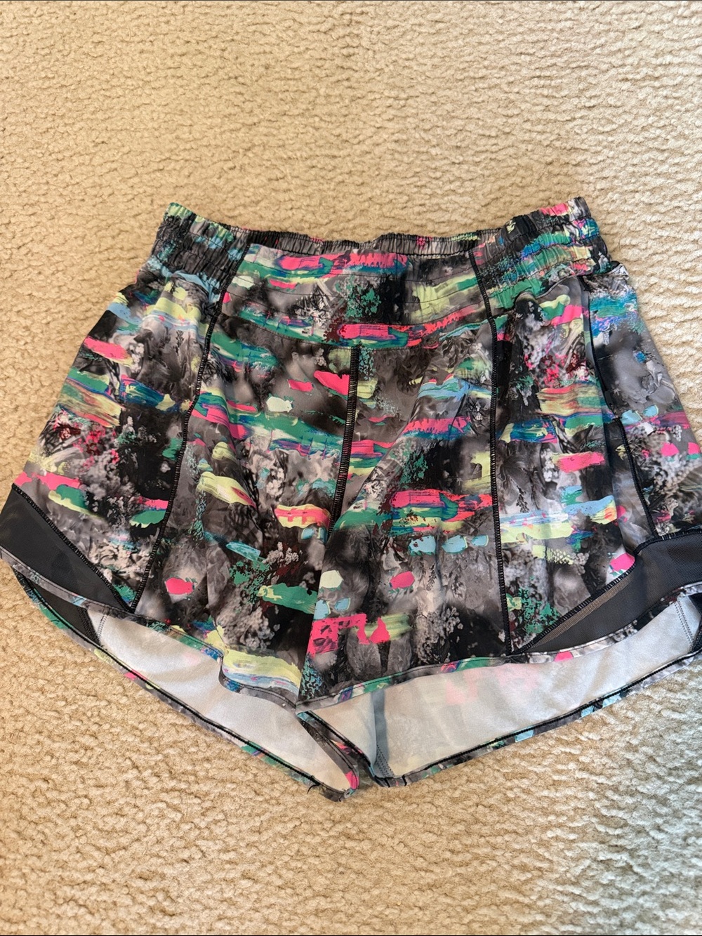 lululemon athletica Hotty Hot, high rise, 4”